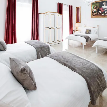 Guest house Nobilis Boutique Living