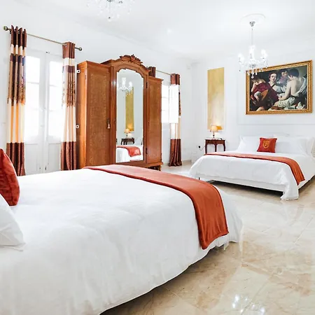 게스트하우스 Nobilis Boutique Living 4*